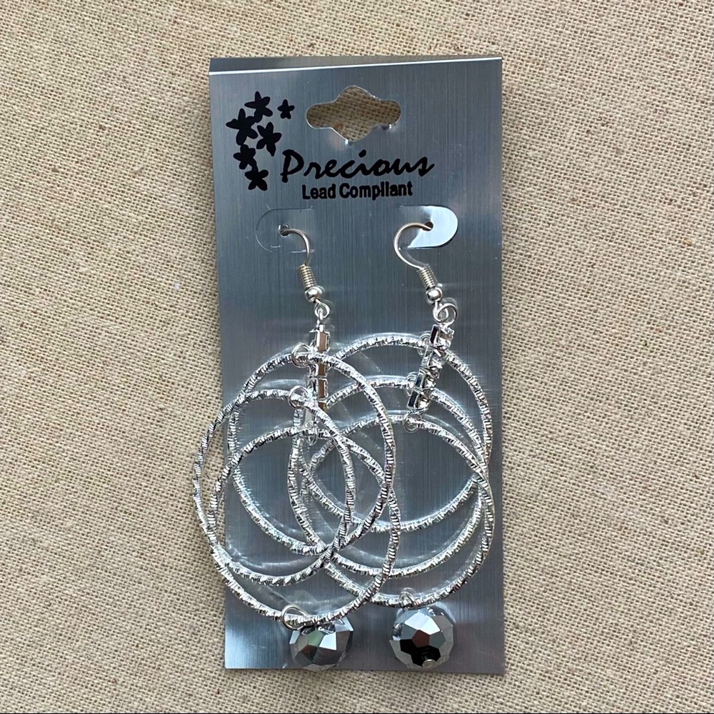 SILVER FASHION EARRING